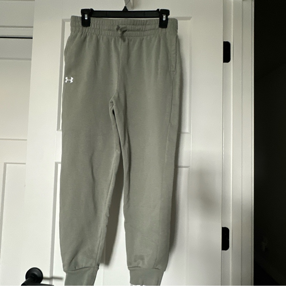 Under Armour light green sweatpants youth size large
